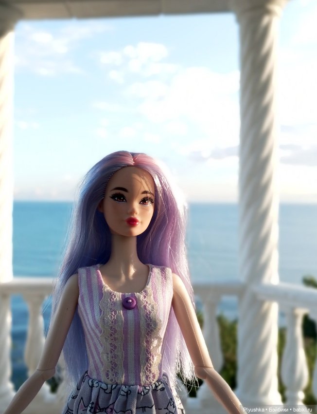 Красотки на море. Фотосессия у белой ротонды