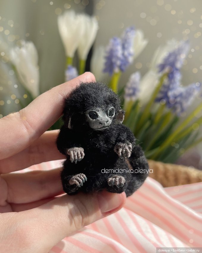Обезьянка мармозетка 🖤✨ — Игрушки в смешанной технике (мех и глина): Арт (фото 5)