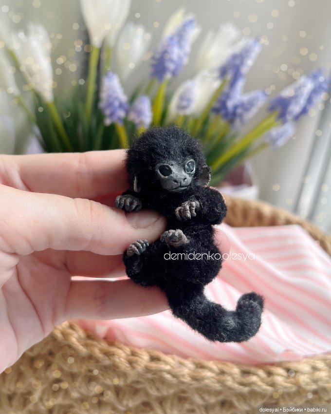 Обезьянка мармозетка 🖤✨ — Игрушки в смешанной технике (мех и глина): Арт (фото 2)