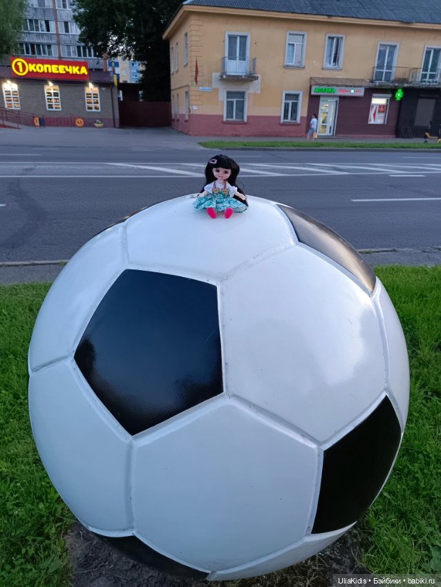 Неожиданные авторские куколки. Прогулки в цветах и не только (фото 8)