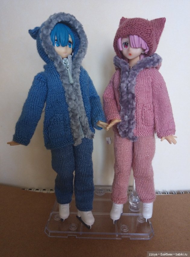 Привязалось вязание, навязала одежки