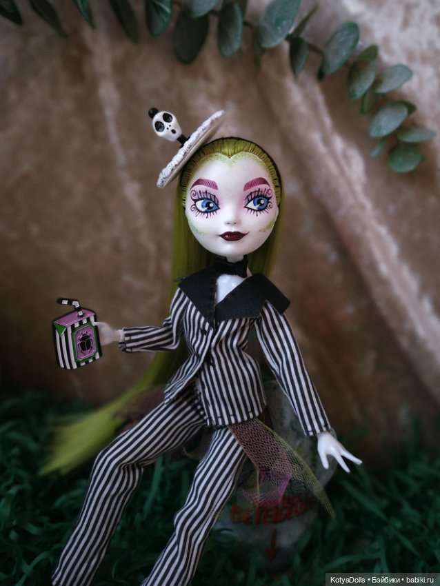 Битлджус! Битлджус! Битл — ООАК Monster High и Ever After High: репейнт (фото 5)