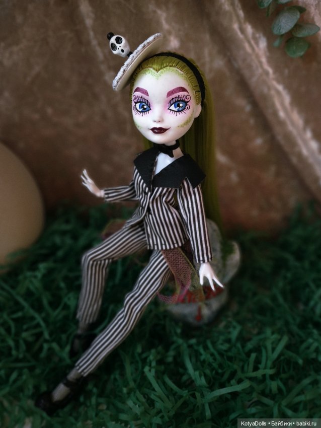 Битлджус! Битлджус! Битл — ООАК Monster High и Ever After High: репейнт (фото 2)