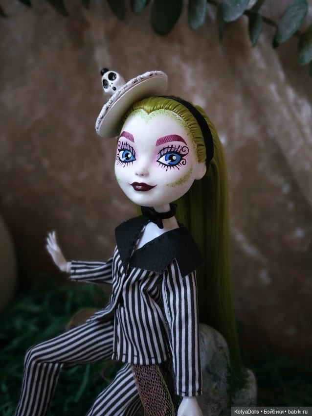 Битлджус! Битлджус! Битл — ООАК Monster High и Ever After High: репейнт