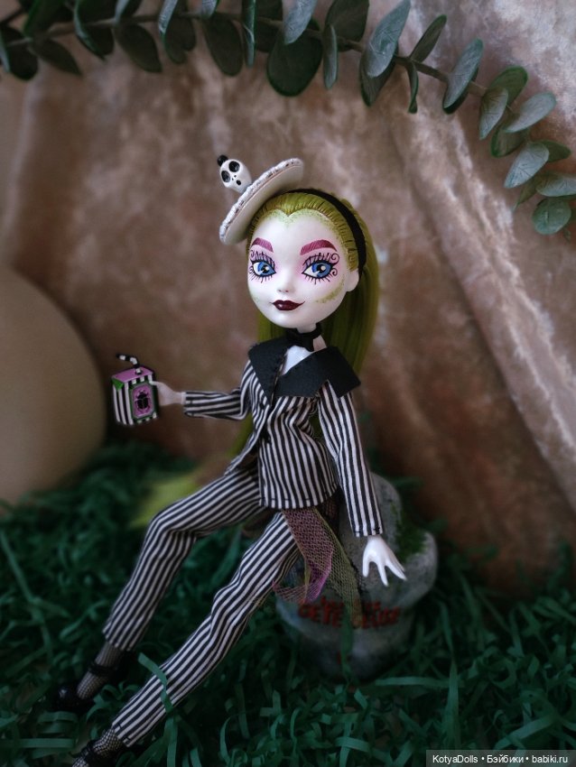 Битлджус! Битлджус! Битл — ООАК Monster High и Ever After High: репейнт (фото 6)