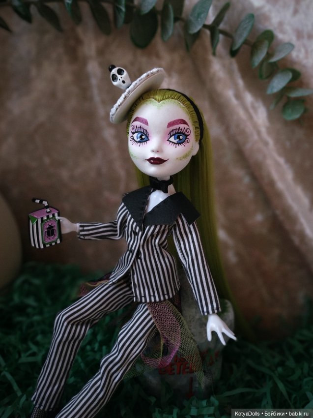 Битлджус! Битлджус! Битл — ООАК Monster High и Ever After High: репейнт (фото 8)