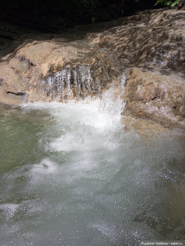 Крошка Басик - путешественник. Пшадские водопады