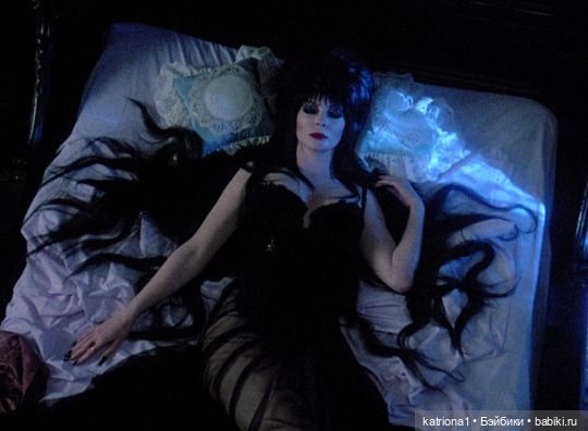 Ведьма, колдунья или просто Элвира от Тоннер (фото 2)