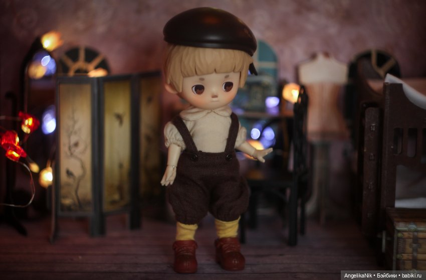 Penny's box - маленький прогуливающийся художник