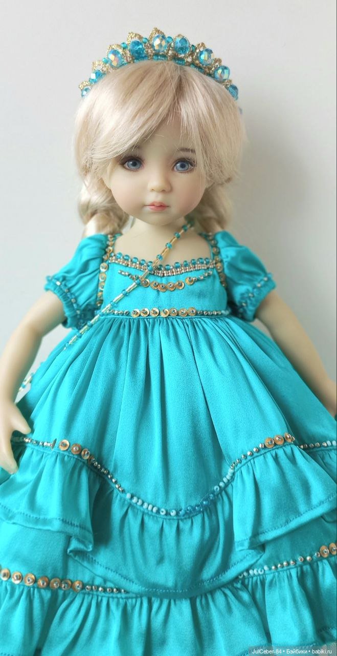 Малахит + золото — Одежда и обувь для кукол своими руками: фото (фото 7)
