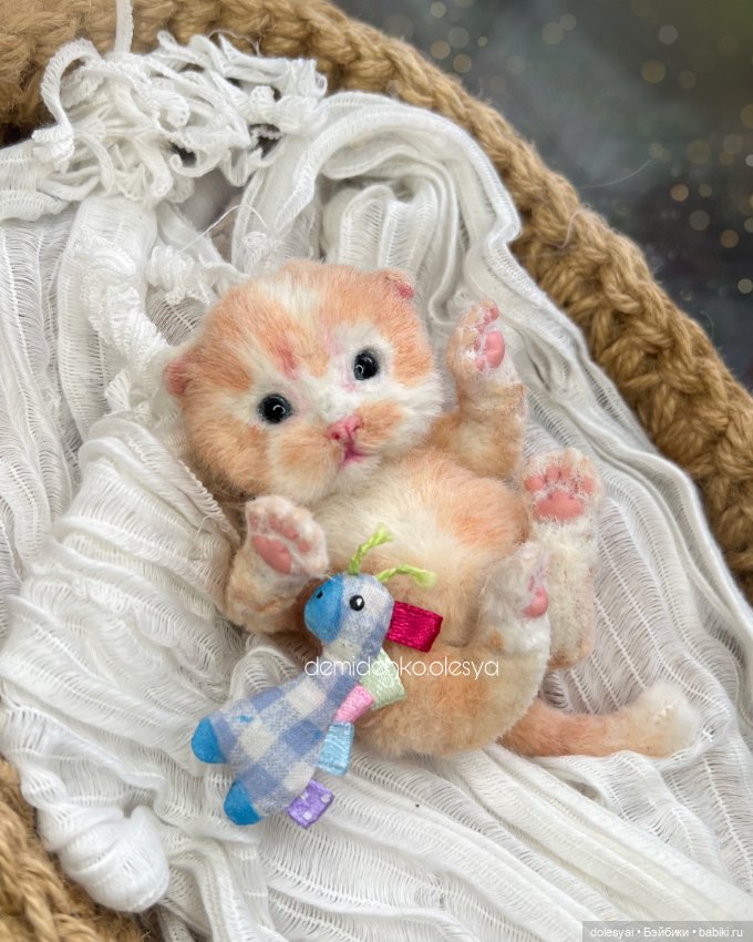 Котёнок Молли — Игрушки в смешанной технике (мех и глина): Арт (фото 4)