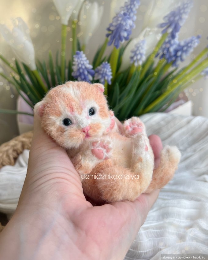 Котёнок Молли — Игрушки в смешанной технике (мех и глина): Арт