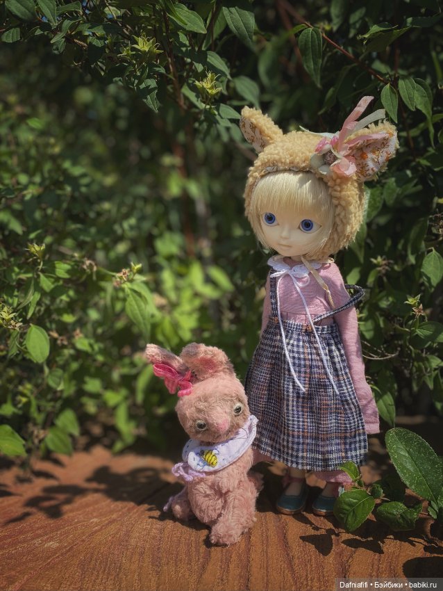 Hujoo Berry — Худжики