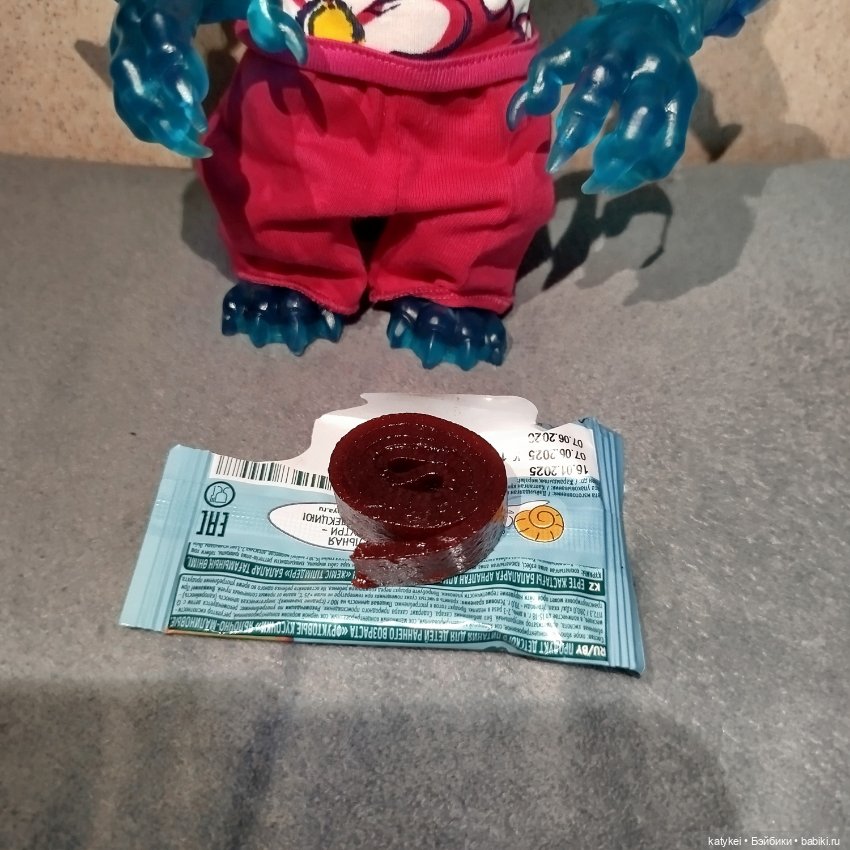 Махох сочиняет (3) и гуляет