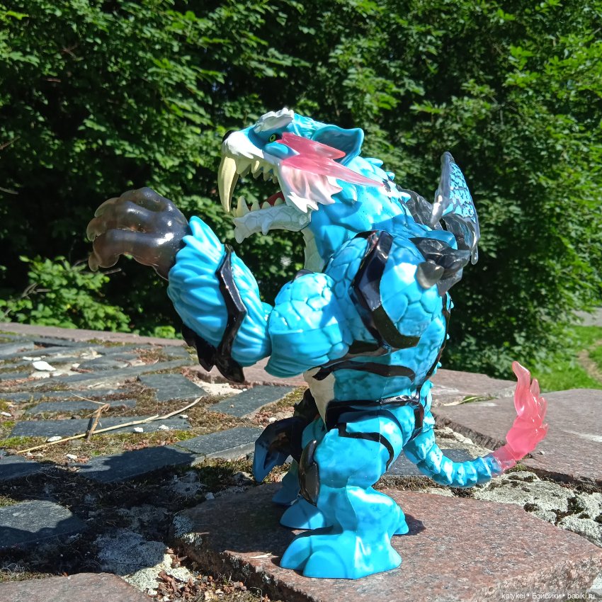 Махох сочиняет (3) и гуляет (фото 4)