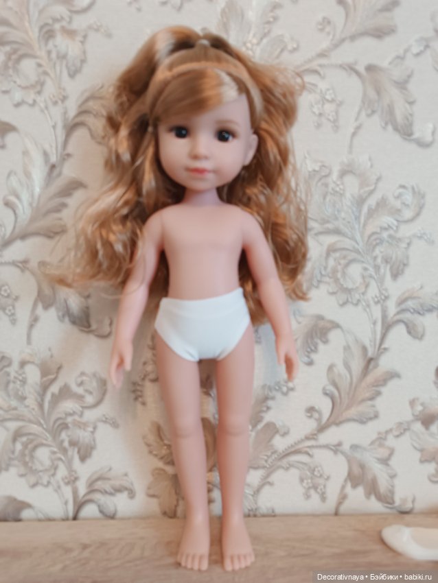 Элена (Jelena elegant girl collection) 38 см