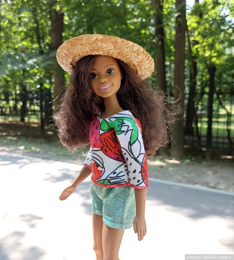 Сбывшаяся мечта 2 в 1 — Куклы Barbie (Барби): Looks (фото 5)