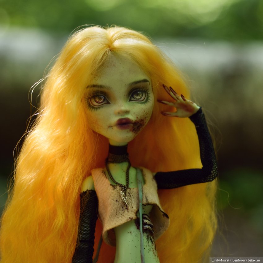 Зомби-модница Венера — ООАК Monster High и Ever After High: репейнт (фото 2)