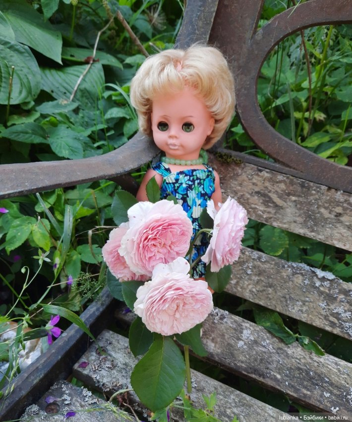 О чём грустишь,сердитка?...💚💙