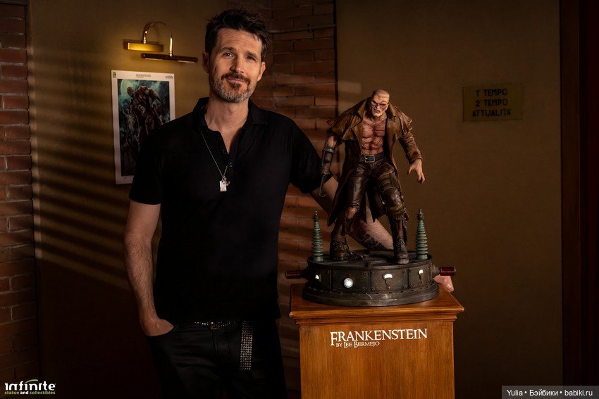 Infinite Statue - статуя Франкенштейна (фото 7)