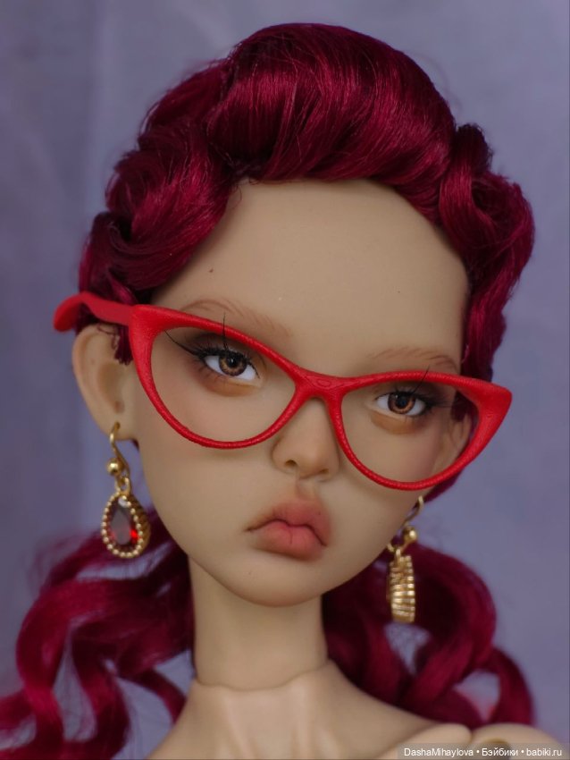 Платье из красного золота и парик комбинация вместе (фото 2)