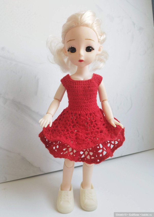 Красное ажурное платье с двухярусной юбочкой для куклы 30 см Китай (фото 3)