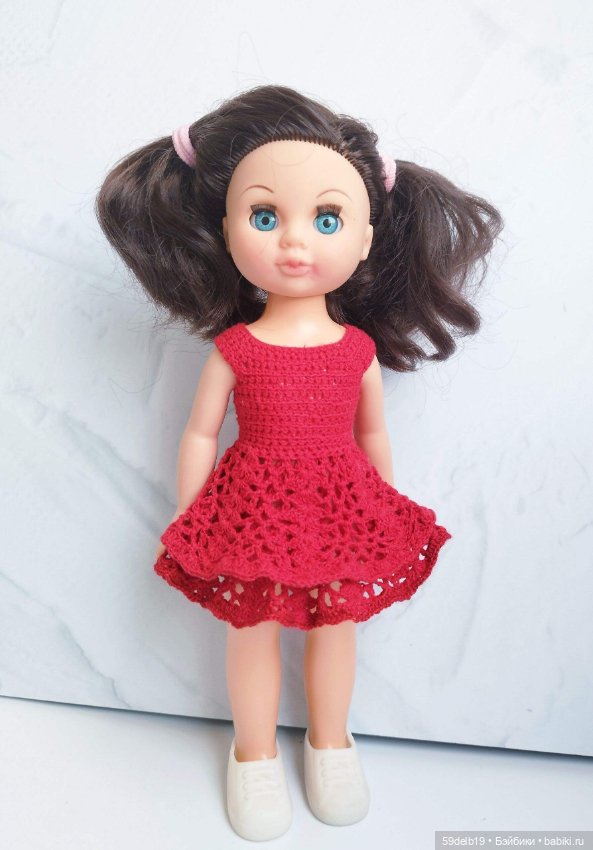 Красное ажурное платье с двухярусной юбочкой для куклы 30 см Китай (фото 5)