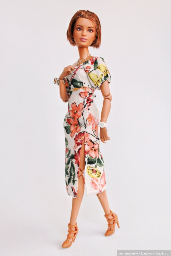 Новое платье для Саши — Одежда и обувь для кукол своими руками: фото