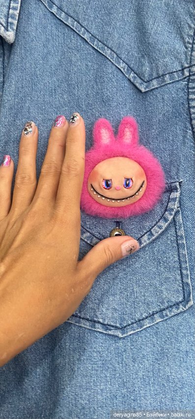 Брошь лабубу — Валяные игрушки из шерсти: сухое валяние (фото 4)