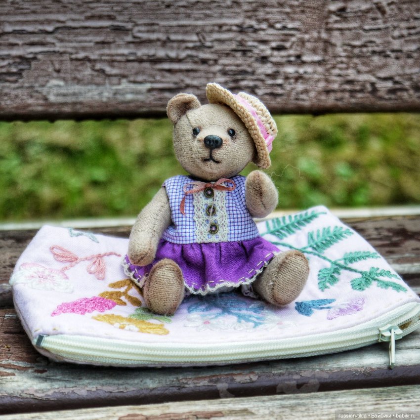 Мишка талисман в косметичке (фото 3)