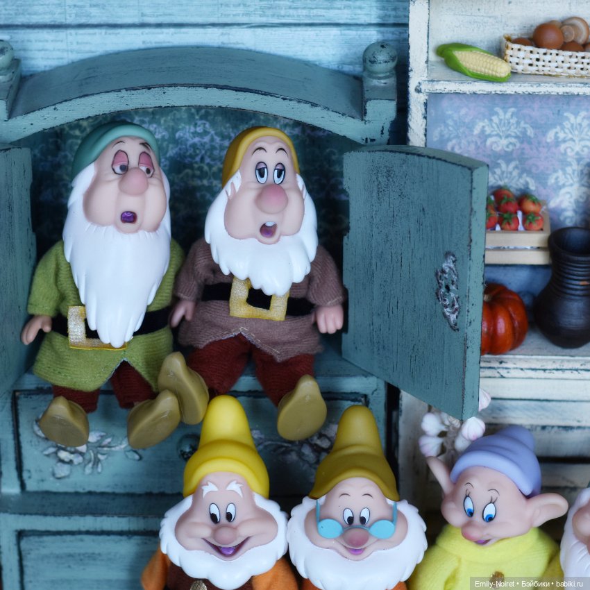 Любимая сказка — Куклы Disney Animators и Принцессы Диснея: Disney Store (фото 2)