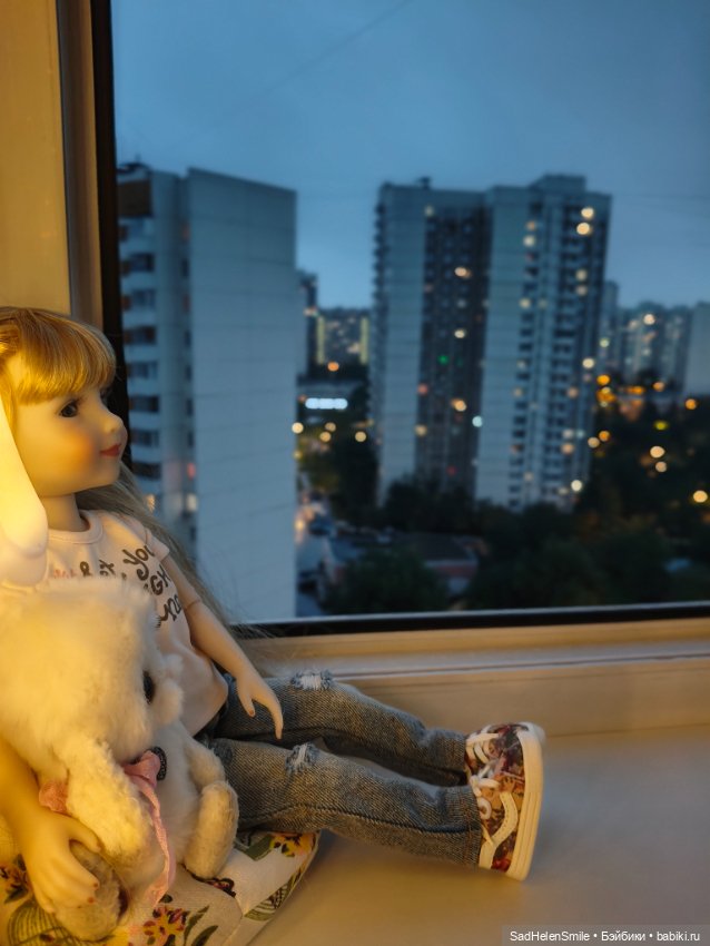 Дождь — Куклы Ruby Red (Руби Ред) Fashion Friends: Siblies (фото 5)