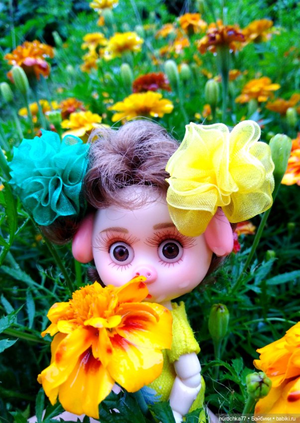 Про Нафочку. Цвет настроения жёлтый