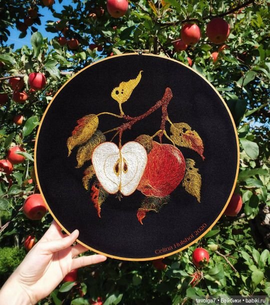 Август - вышивки от брошей до Dior (фото 10)