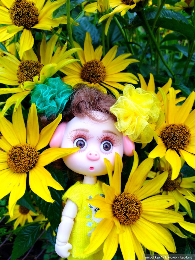 Про Нафочку. Цвет настроения жёлтый