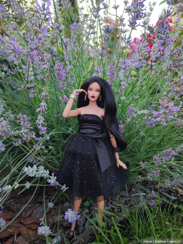 Чёрный лебедь — Фэшн