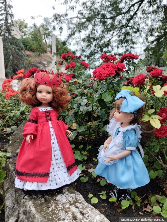 Алиса и Красная королева — Куклы Paola Reina (Паола Рейна): новинки (фото 3)