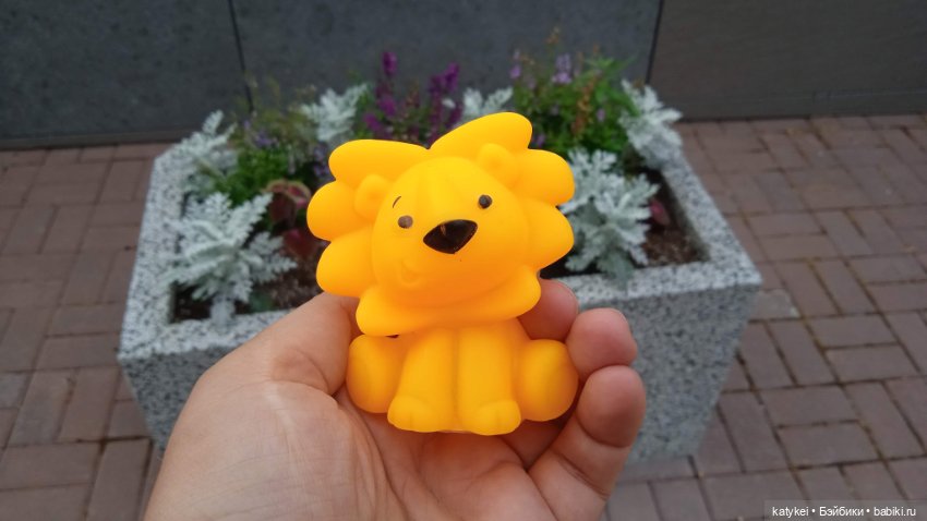 Банановый лев или Все оттенки жёлтого (день льва 2025) (фото 7)