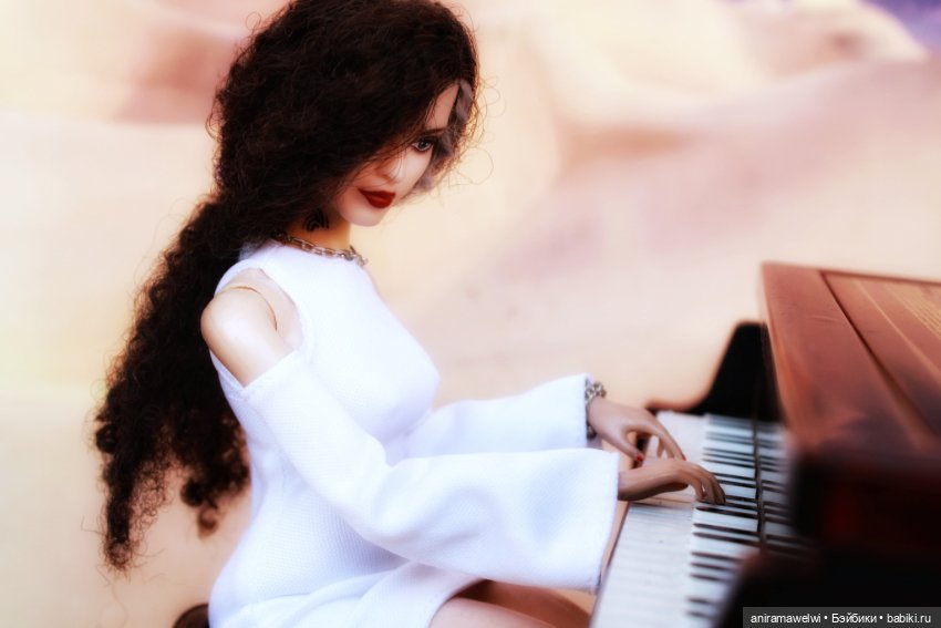 Карина за роялем — Коллекции шарнирных (фото 6)