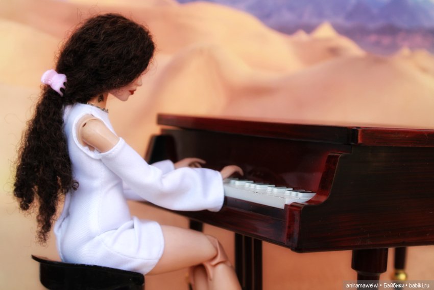 Карина за роялем — Коллекции шарнирных (фото 4)