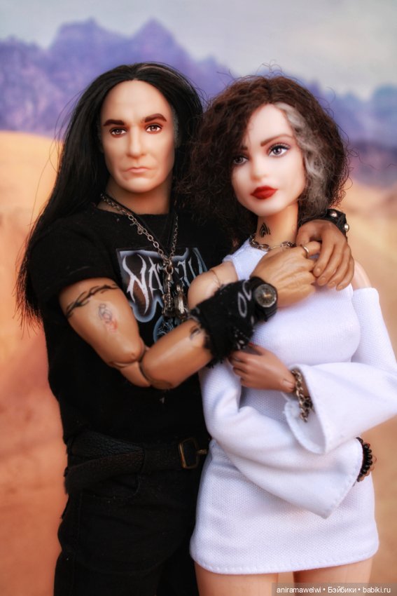 Карина за роялем — Коллекции шарнирных