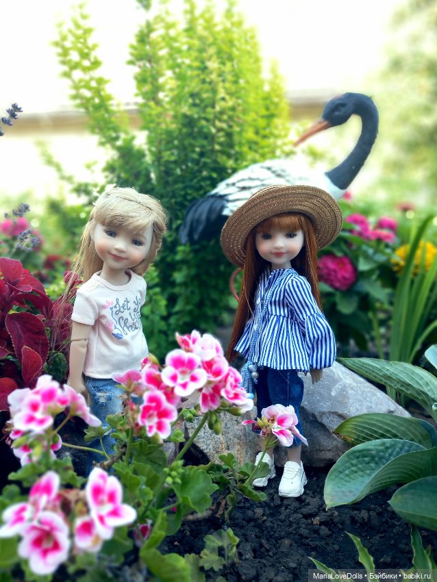 Дачное — Куклы Ruby Red (Руби Ред) Fashion Friends: Siblies (фото 7)