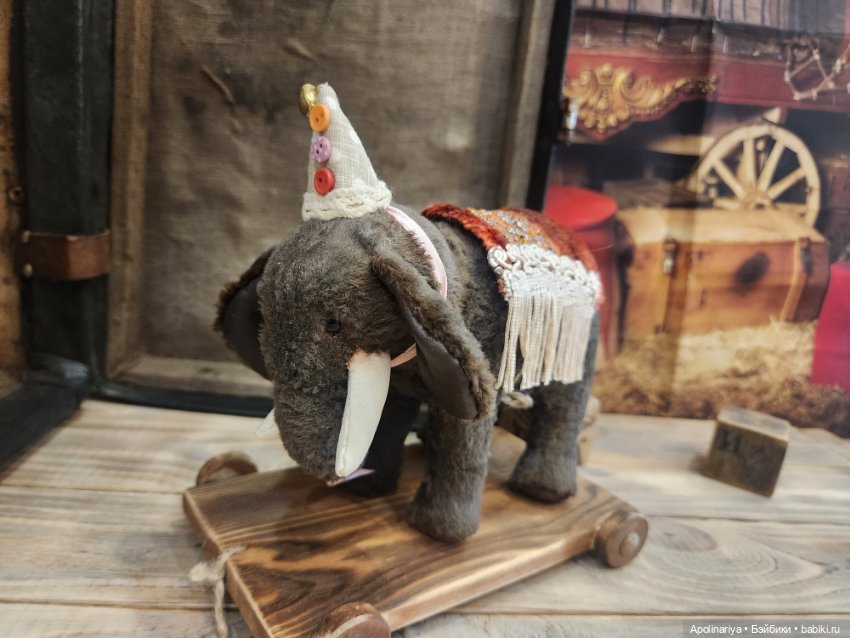 🎪 Винтажный Цирковой Слон на тележке— очарование ручной работы! 🐘✨