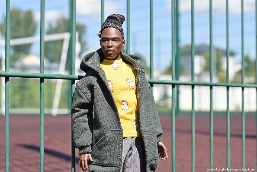 Фото-подборка: Мальчишки — Коллекции игровых кукол (Playline): фото полок (фото 5)