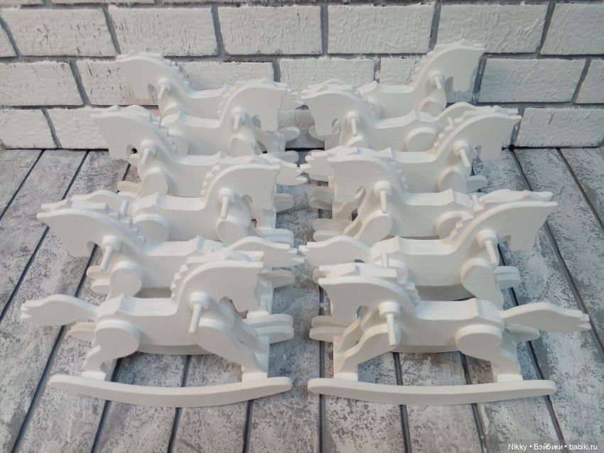 Лошадки-качалки для кукол 16 см