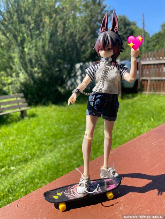 Марсик и его любимая жестовая ручка