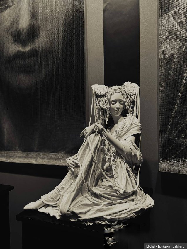 С давней выставки «Искусство куклы» в Экспоцентре: люди и куклы (фото 2)