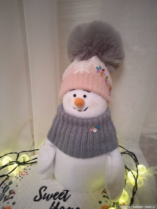 Снеговички для интерьера — Текстильные игрушки и примитивы: кофейные (фото 2)