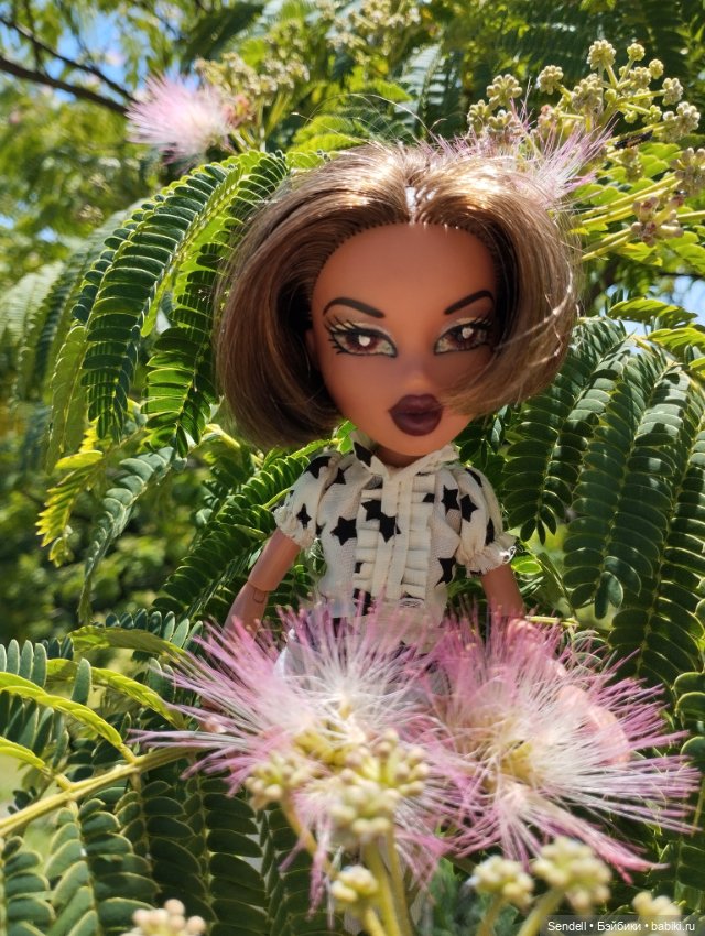 Яся и море — Куклы Bratz (Братц) и Moxie Girlz: MGA