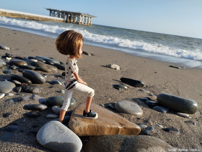 Яся и море — Куклы Bratz (Братц) и Moxie Girlz: MGA (фото 2)